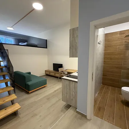 Sunset Duplex *
