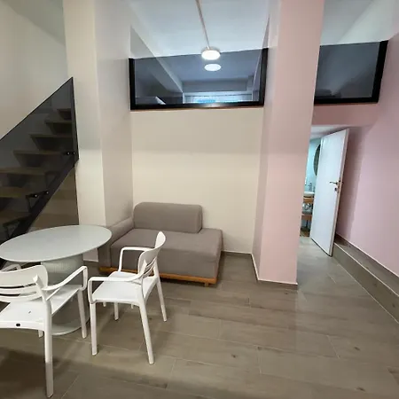 Sunset Duplex *